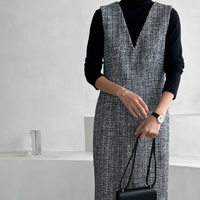 季節の変わり目に万能!「重ね着ワンピース」は手持ちのトップスに合わせるだけでお洒落な雰囲気を変えられる!