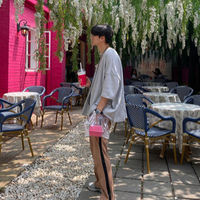 部屋着っぽくならない。初心者にも取りいれやすいトラックパンツまとめ