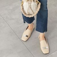 足元の定番 | 今から春まで使える♡春待ちローファー7選