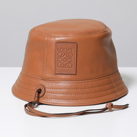 バケハはもはやマストアイテム!! コーデを格上げする「ブランドバケハ」▶欲しい物リスト