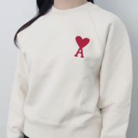 2026年も熱い!「AMI PARIS・アミパリス」の押さえておくべき新作・人気アイテムに注目!