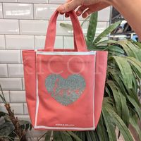 『DEAN&DELUCA(ディーン アンド デルーカ)』のタイ限定トートバッグでキュートな印象が爆上がり♡