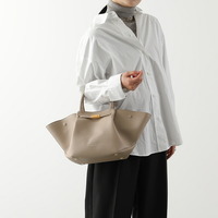 【舟のようなシルエット】広めのマチ×スクエア底で収納力抜群♪人気ブランド‟舟形トートバッグ”大集合!