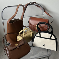 バッグの色迷ったら!合わせやすい色選びのポイントとおすすめカラーを紹介