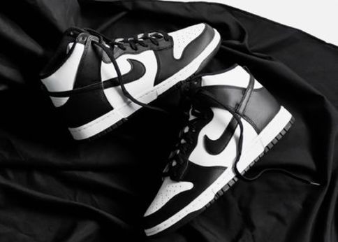 24》ナイキ エアフォース 1 07 GS パンダ ホワイト ブラック ダンク  