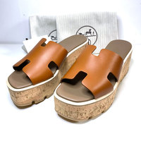 【2023年春夏新作】おしゃれな「ハイブランドサンダル」7選!-厚底や歩きやすい、大人きれいめまでご紹介!