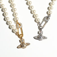 さりげないモチーフで華やぎ♡大人の「Vivienne Westwood(ヴィヴィアン ウエストウッド)」アクセまとめ