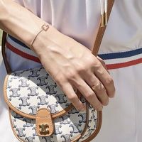 【爽やかな色合い】トリコロールカラーが可愛すぎる♡CELINE(セリーヌ)新作”TENNIS(テニス)”大特集!