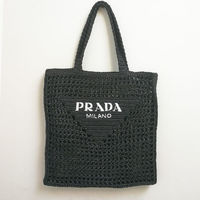 軽くて汗ばむ日でも持ちやすい!今買ってこれから本命として活躍する夏バッグ特集