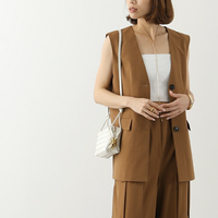 ジレって何?簡単おしゃれなジレコーデを伝授! -ロング・セットアップ・ツイードなど人気のジレを総まとめ!