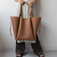 《40代レディース》が選ぶ「トートバッグ」人気ブランド20選!-ハイブランドからお手頃価格のおしゃれなブランドまで一気見!