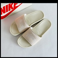 厚底サンダルブームに追い風!!Nike(ナイキ)の新作『Nike Calm Slide』が超イケてる☆