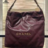 【2024-25秋冬】シャネル「新作バッグ」はボルドーやネイビーの大人シックなカラーが大本命♪