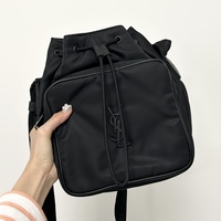 超優秀!前ポケット付きの「バケットバッグ」がお洒落で実用性◎!