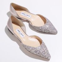 【カジュアルに楽しみたい】スパンコール、レース、ビジューなどを使った煌めく「デコラティブコーデ」