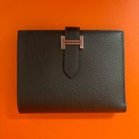 男女問わず人気の「ベアン」vs「ドゴン」。HERMES(エルメス)の定番2大財布どっちがいい?