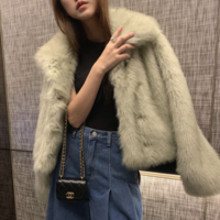 【サテン・ツイード・ボアetc.】秋冬ならではの素材で洒落見えを叶える♡