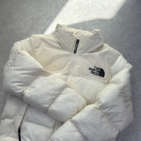 韓国ノースフェイスの「ON BALL(オンボール)」ダウンジャケットが男女大ヒット!その理由は?