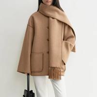 大人レディーが虜!トーテムの「マフラー付きジャケット」がおしゃれすぎ♪