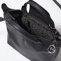 安心感ある「ファスナー付きショルダーバッグ」人気15選!ハイブランドからお手頃なものまで厳選!