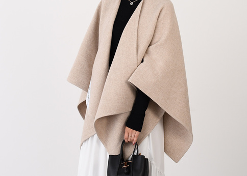 気品纏える!ハイブランドの「ケープ」人気10選 !-マックスマーラ