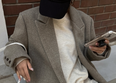 とてもカッコイイ、大人おしやれなコートです。 barsado2_2969