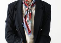 【着用画像】エルメスのスカーフ『カレ』サイズ比較・アレンジ術を徹底解説!-人気デザインもご紹介!【保存版】