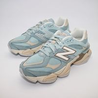足元にも2024年トレンドカラーを!人気ブランドのカラーシューズ