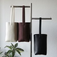 2024年トレンドバッグは“柔らかい曲線”がキーワード!おすすめアイテム7選