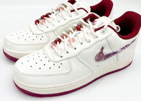 2024年バレンタイン限定♡Nike(ナイキ)の「エアフォース1」にキュート 