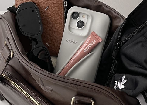 rhode iPhoneケース グレー ヘイリービーバー　15promax 楽天市場】「rhode ヘイリービーバー iPhoneケース」rhode skin