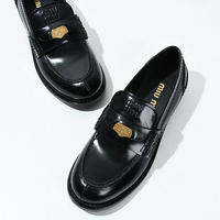 足元をアップデート♪「MiuMiu(ミュウミュウ)」の新作レザーシューズで華やかな春スタイルを楽しみたい!