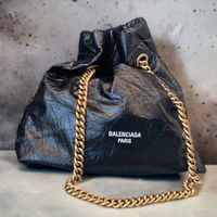 ブーム再燃!「バレンシアガ」の最新バッグ・シューズをまとめてCHECK!