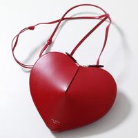 【開運カラーバッグ】2024年の風水的金運UP・恋愛運UP・仕事運UPバッグをチェック!