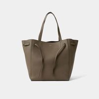 荷物多め派へ捧ぐ「大きめレザートートバッグ」人気ハイブランド6選!