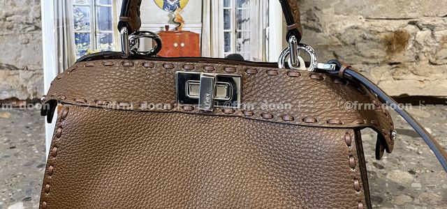 目を惹くステッチ】FENDI(フェンディ)の「セレリア」バッグが可愛いと