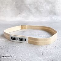 おしゃれに見える「ヘアバンド」のスタイル術!