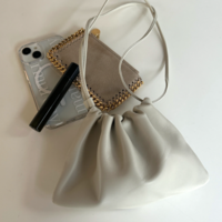 くしゅっと感が◎!おしゃれな「巾着バッグ」人気ブランド13選!-こなれさ抜群なバッグを総まとめ