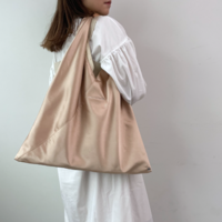 夏の「通勤バッグ」どうしてる?-スタハ編集部員の通勤バッグ事情を告白!