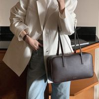 洗練と機能性が融合する『JAMIE WANDER(ジェイミーワンダー)』のバッグで差をつける!