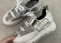 【40代レディース】大人めのおしゃれな「スニーカー」人気ブランド30選!