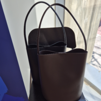 話題の韓国ブランド「ローソウル」のバッグがミニマムで美しい!