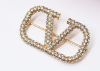 ハイブランド勢揃い!通年イベントコーデに映える「ブランドブローチ」おすすめ9選