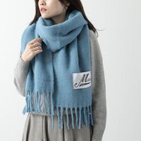 寒暖差は「大判ストール」でおしゃれに乗り切る術をご紹介!