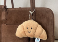 JELLY CATのぬいぐるみチャームでバッグをデコろう♪