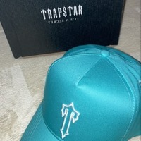 セレブも愛用する『Trapstar London(トラップスターロンドン)』のストリートウェア〈魅力を解剖〉