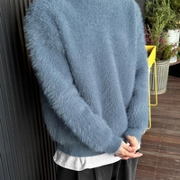 大人の色気が堪らない!!2025年冬のメンズコーデは”モヘアニット“が流行中!?