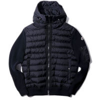 大人が目指すべきコーデはこれ。モンクレールライトダウンの魅力を大特集☆