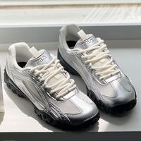 【サイズ感】FILA(フィラ)の人気スニーカー「エシャッペ」の魅力に迫る♡