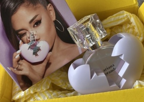 海外歌姫プロデュースの『フレグランス』おすすめ3選〈BUYMAで入手可能